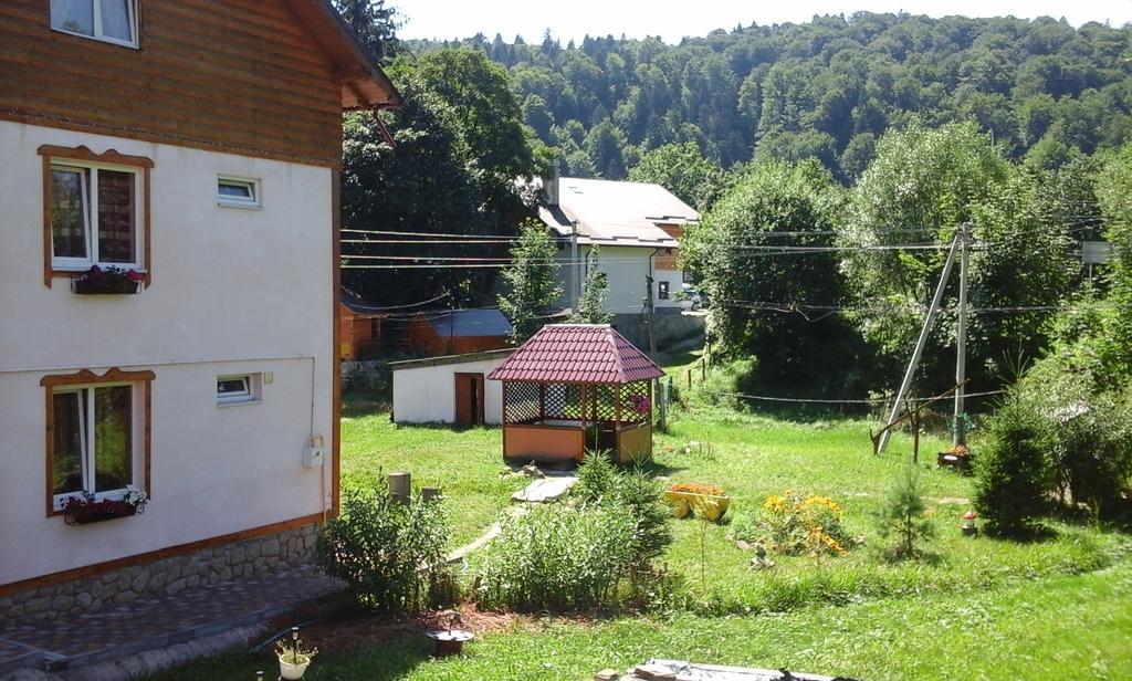 U Pana Ivana Yaremche Exterior photo